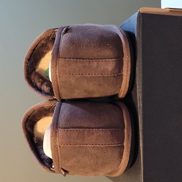 UGG LEISURE SLIP-ON - Picture 5 of 8